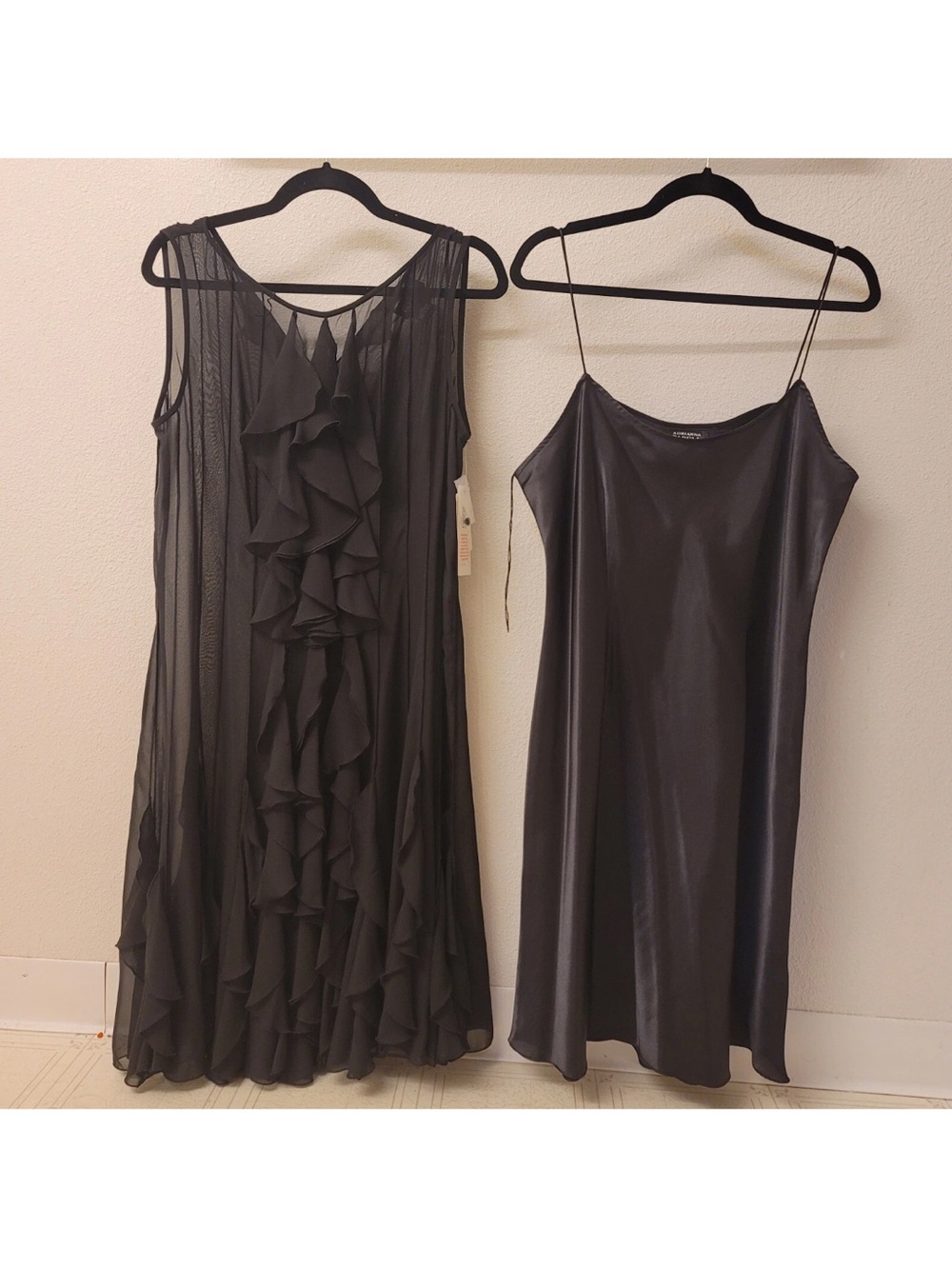 Adrianna Papell Black semi sheer Chiffon Ruffle Front Cocktail Dressw slip 14